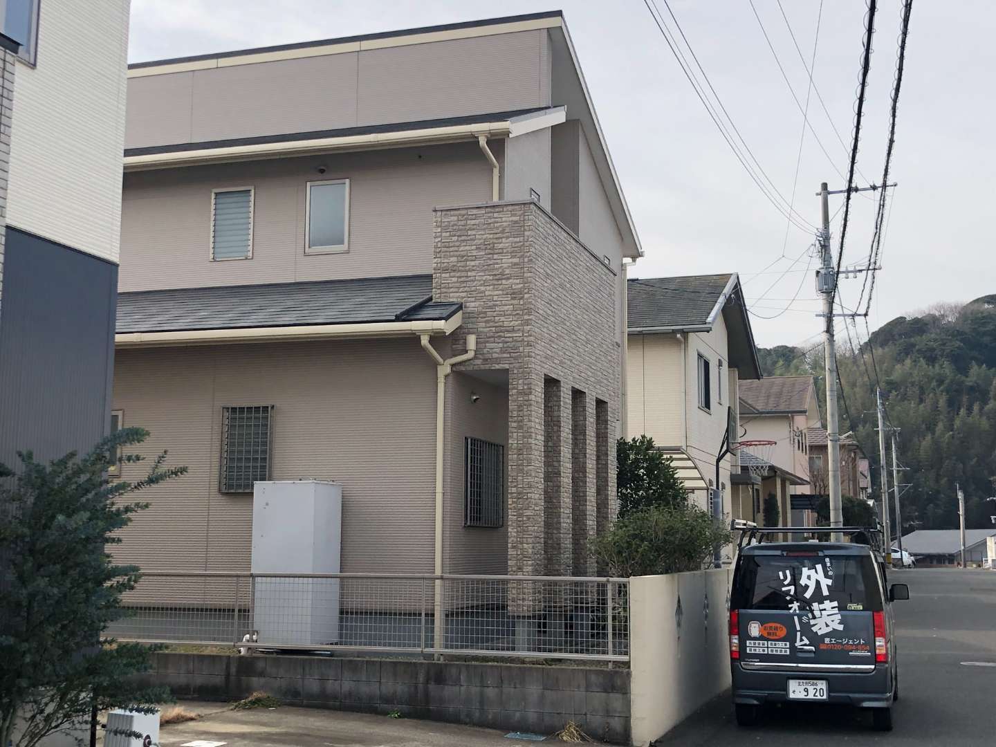 北九州市八幡西区浅川 コロニアル部分張り替え・屋根塗装・火災保険対応工事 施工写真1
