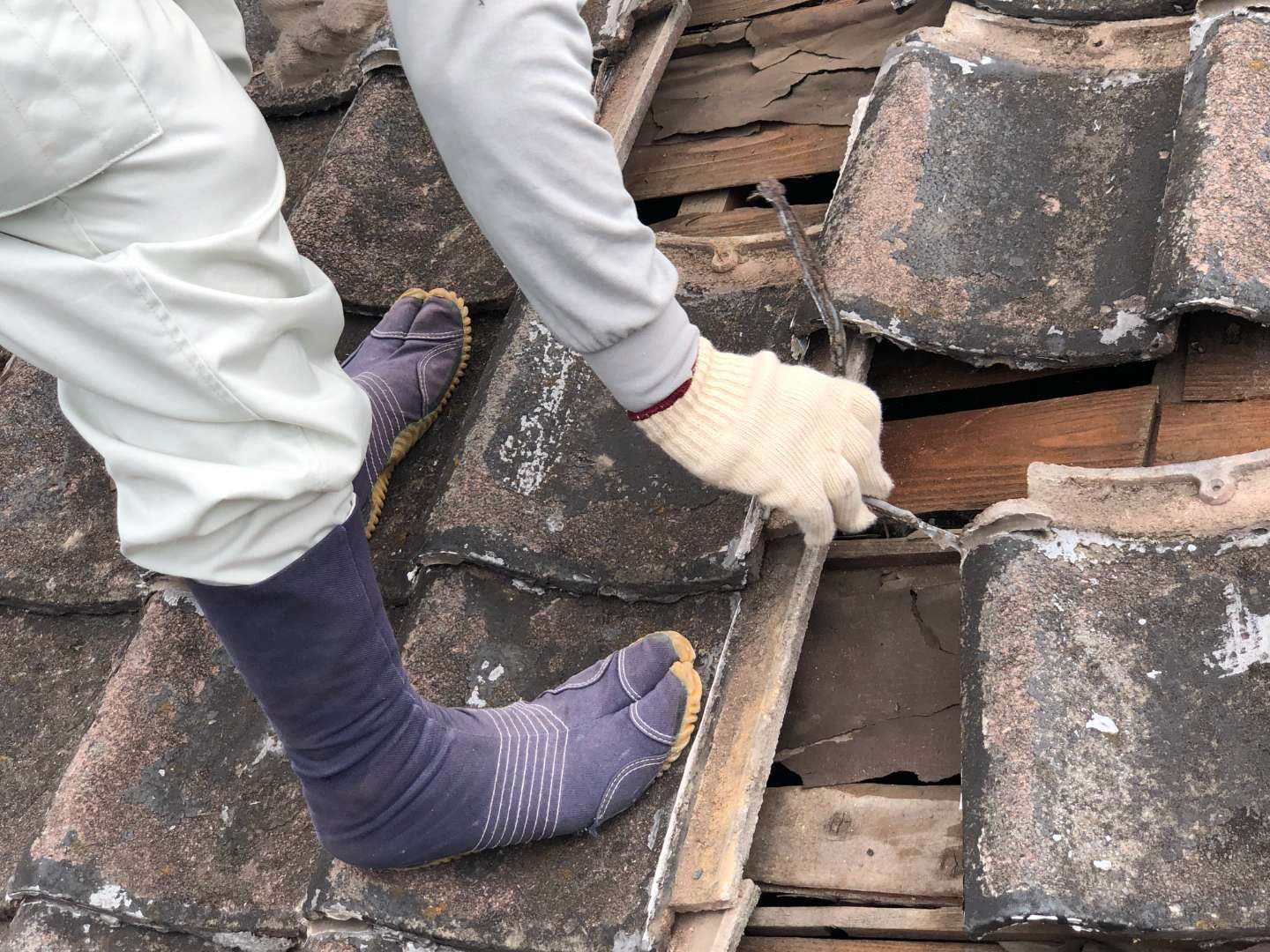 北九州市八幡東区 屋根瓦補修・雨漏り調査・火災保険対応工事 施工写真3