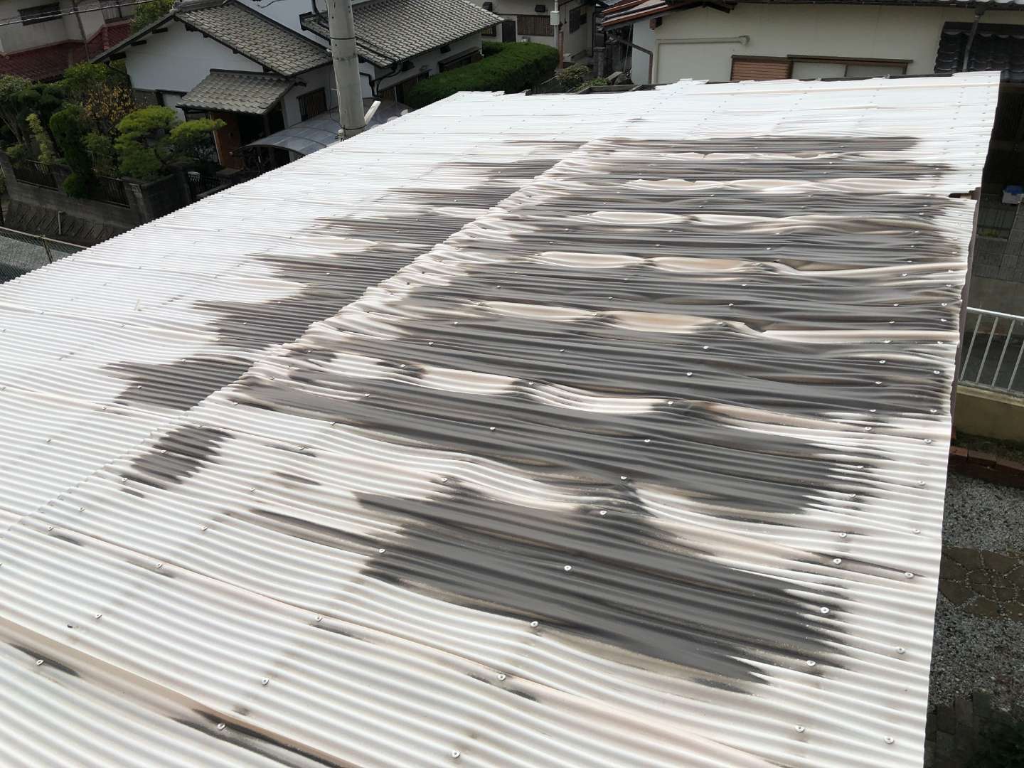 北九州市八幡西区 外壁塗装・コロニアル屋根塗装・付帯部塗装・金属屋根葺き替え 施工写真2