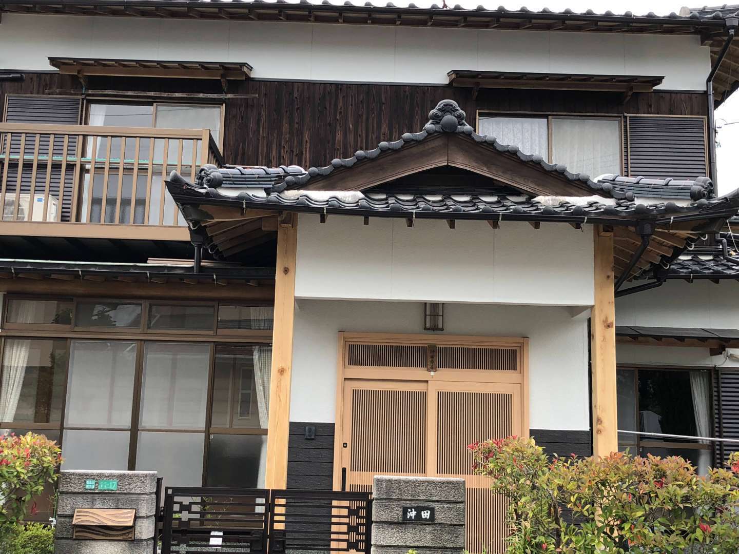 北九州市若松区鴨生田 屋根瓦補修・外壁塗装・木部アク洗い・木部塗装 施工写真3