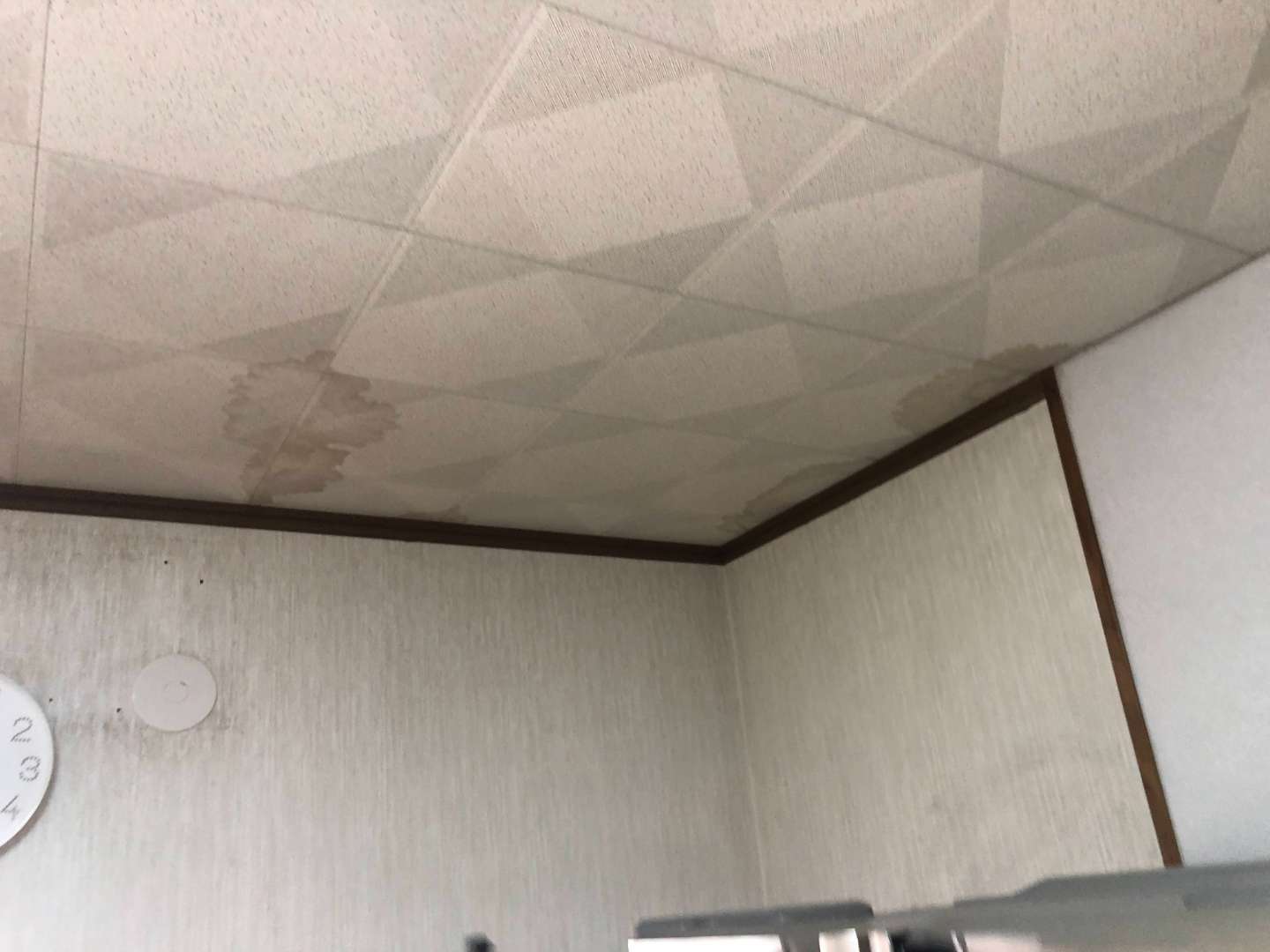 北九州市若松区 遮熱塗装・外壁塗装・コロニアル屋根塗装・付帯部塗装・シーリング打ち替え・雨漏り調査・雨漏り対応工事 施工写真3