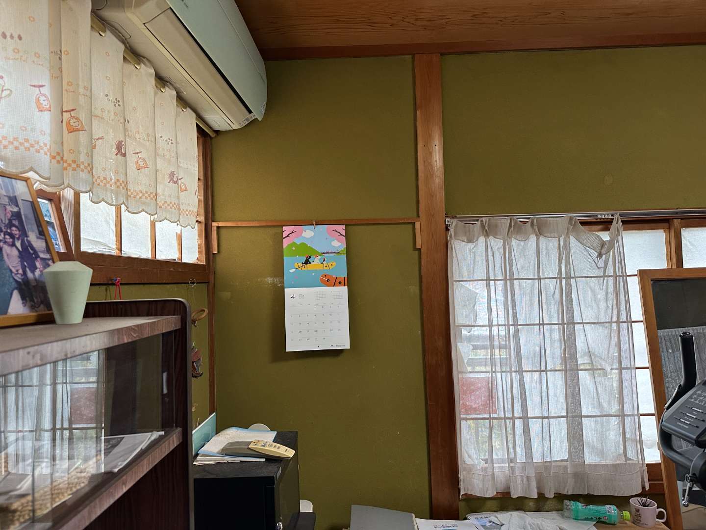 北九州市八幡西区光貞台 ガイナ断熱塗装・内壁塗装・和室塗装・火災保険対応工事 施工写真6
