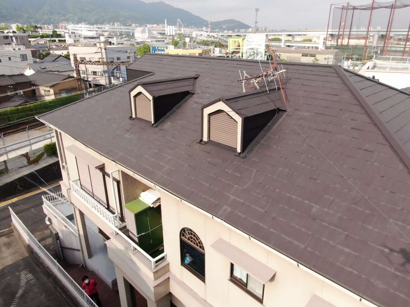 北九州市八幡東区枝光 ガイナ断熱塗装・外壁塗装・コロニアル屋根塗装・付帯部塗装・雨樋交換 施工写真4