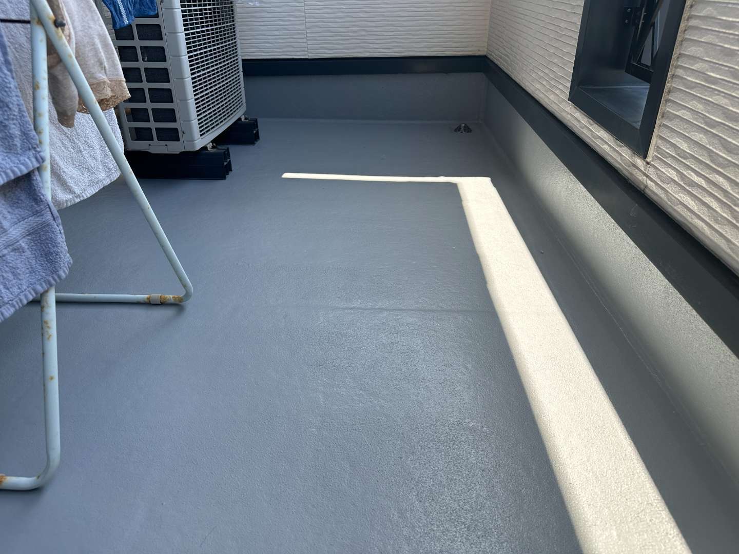 北九州市小倉南区東貫 ベランダFRP防水 施工写真12