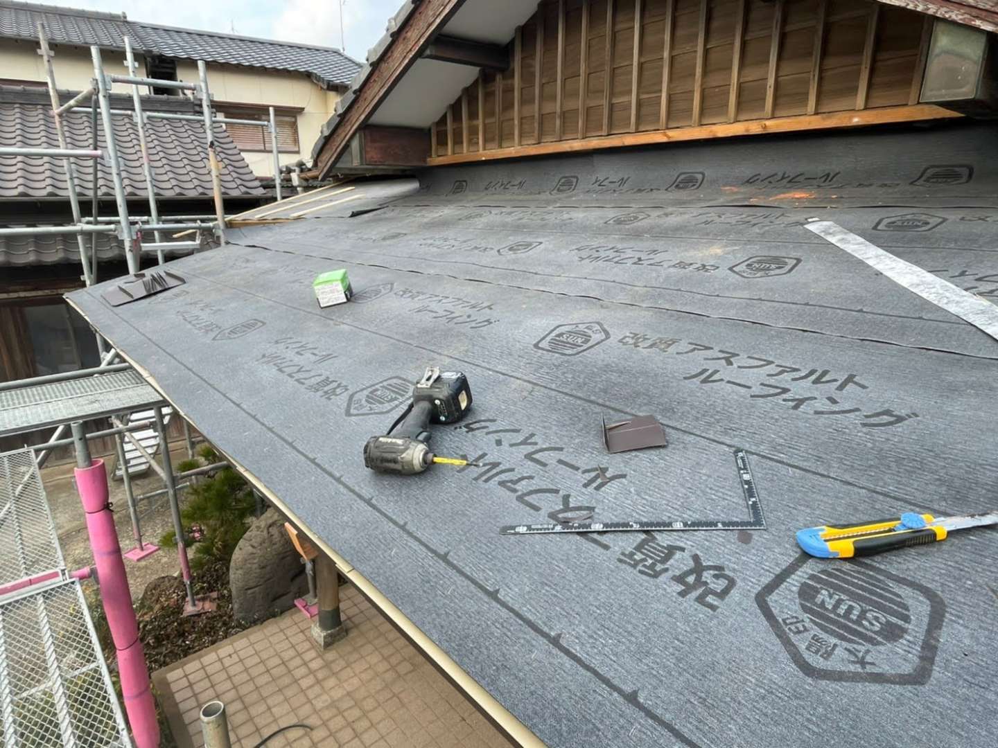 北九州市若松区 雨漏り調査・外壁補修・遮熱塗装・外壁塗装・板金工事「金属屋根葺き替え」・火災保険対応工事 施工写真6