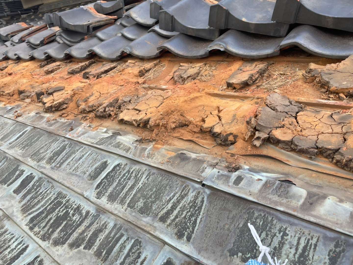 北九州市若松区 雨漏り調査・外壁補修・遮熱塗装・外壁塗装・板金工事「金属屋根葺き替え」・火災保険対応工事 施工写真9