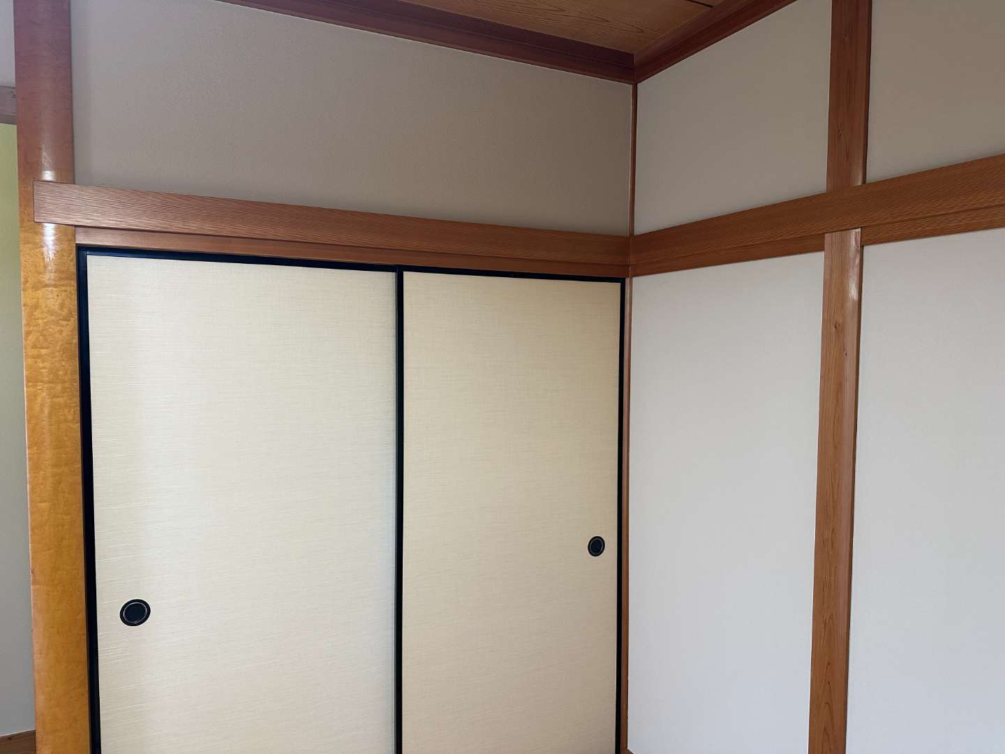 北九州市若松区鴨生田 ガイナ断熱塗装・内壁塗装・聚楽壁塗装 施工写真5
